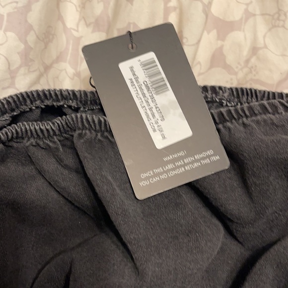 Pretty little thing crop top - Picture 3 of 3